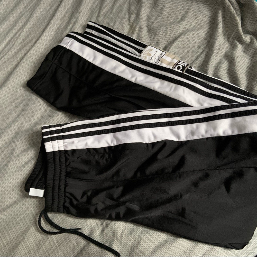 ADIDAS 3 STRIPE SWEATS - Picture 2 of 6